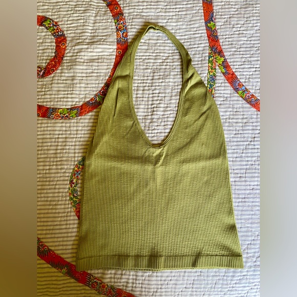 NWOT Urban Outfitters Out From Under Jackie Seamless Halter Bra Top - Picture 3 of 4
